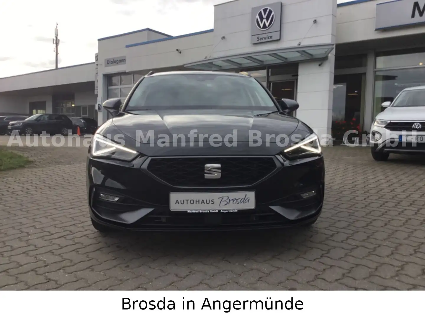 SEAT Leon Sportstourer 1.5 FR 35% RABATT Schwarz - 2