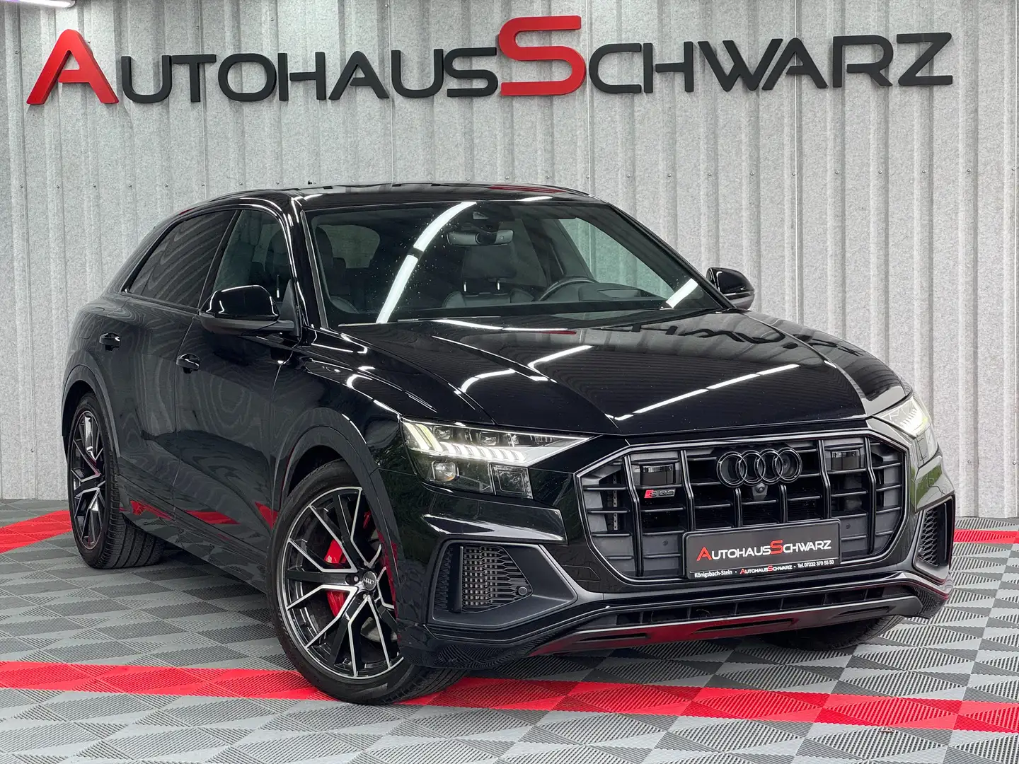 Audi SQ8 4.0 TFSI quattro Night B&O HeadUp 360 SoftClose 22 Schwarz - 1