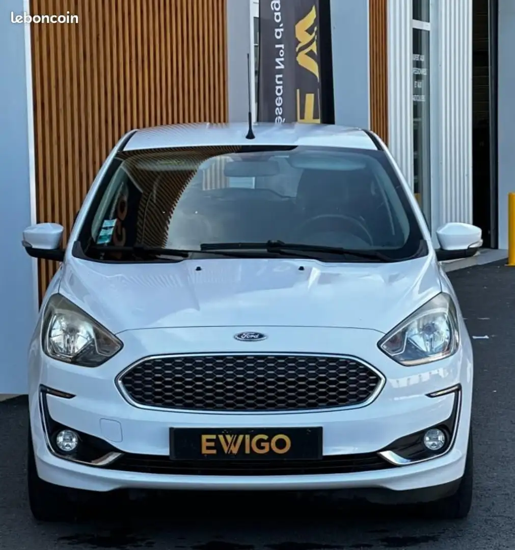 Ford Ka/Ka+ Ka+ + 1.2 TIVCT 70 ESSENTIAL Blanc - 2