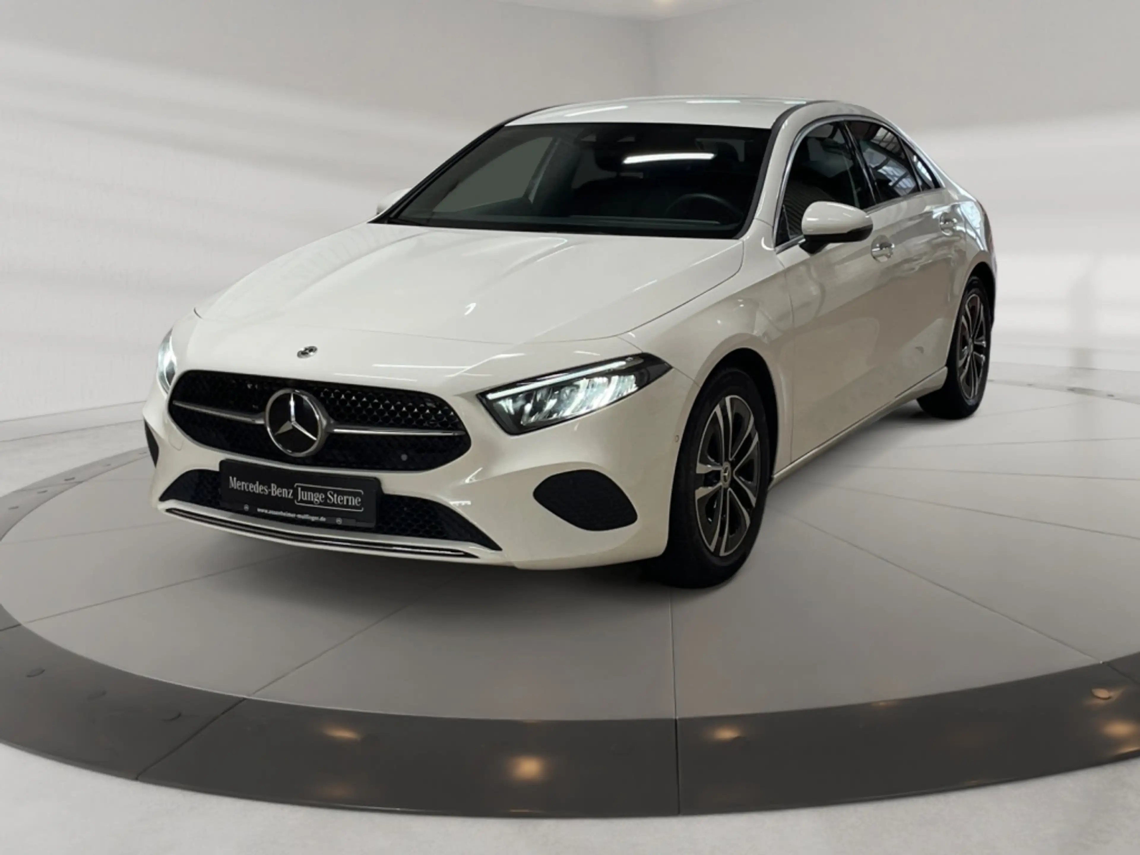 Mercedes-Benz A 200 Progressive  Progressive+Fahrassist+AHK — photo 4