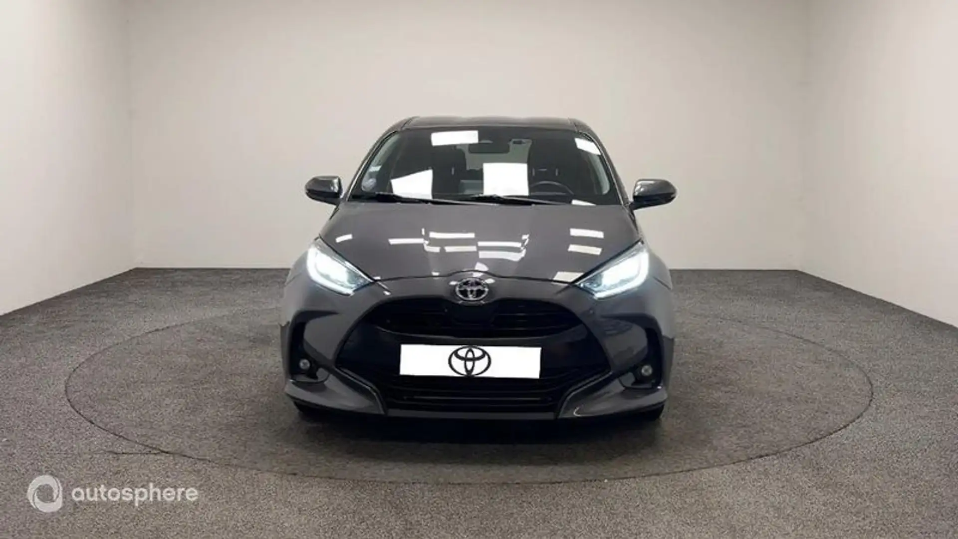 Toyota Yaris 116h Design 5p - 2