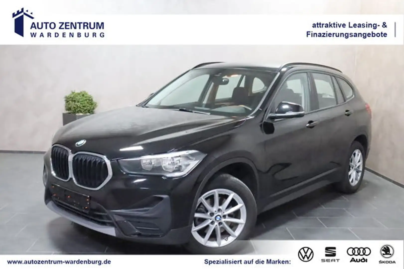 BMW X1 18 Advantage AHK TEMP PDC NAVI LED EL.Heckkl. Schwarz - 1