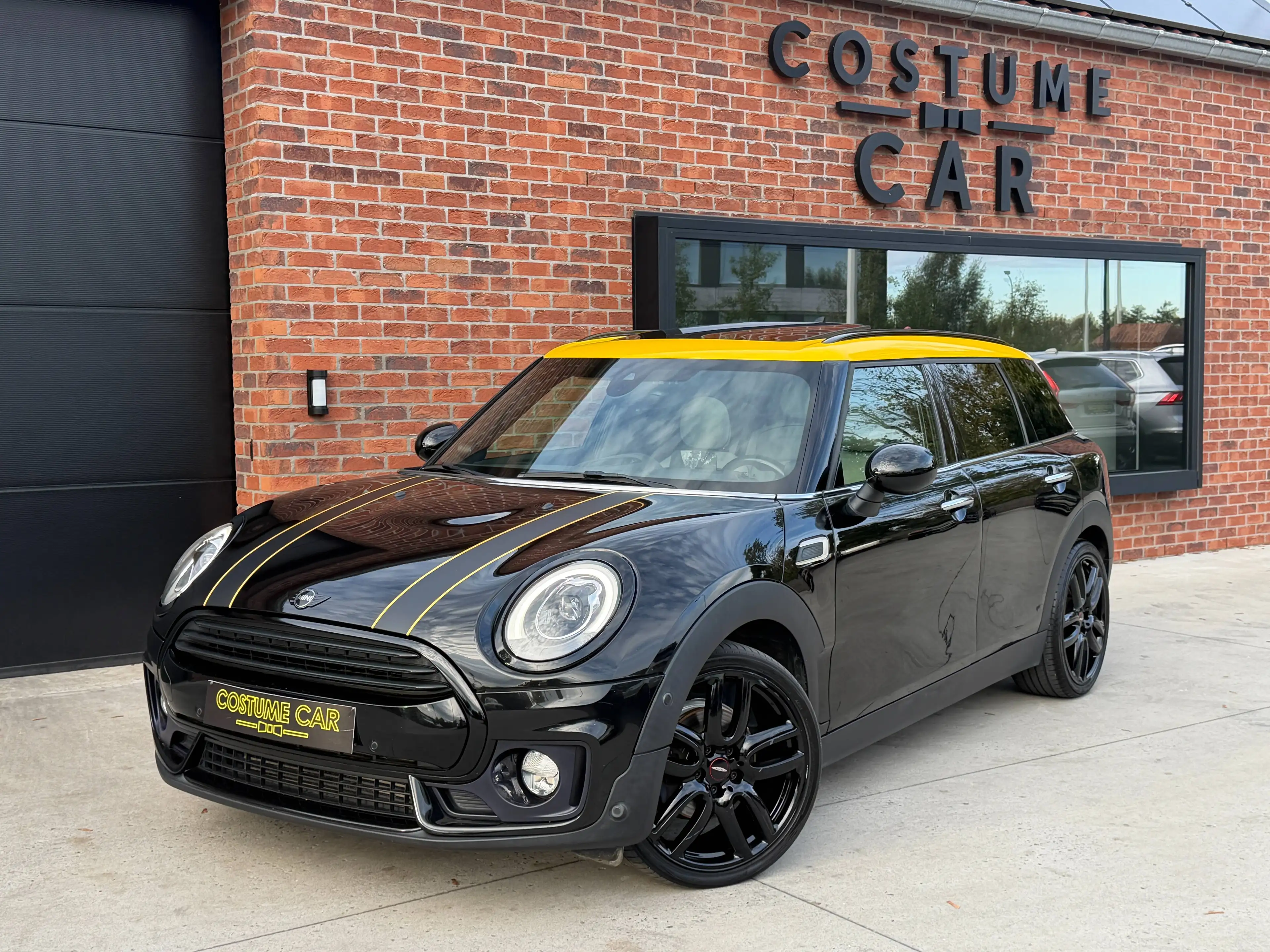 MINI Cooper D Clubman Caméra - H&K - Toit ouvrant - Sg chauff - Affichage tête haute — photo 7