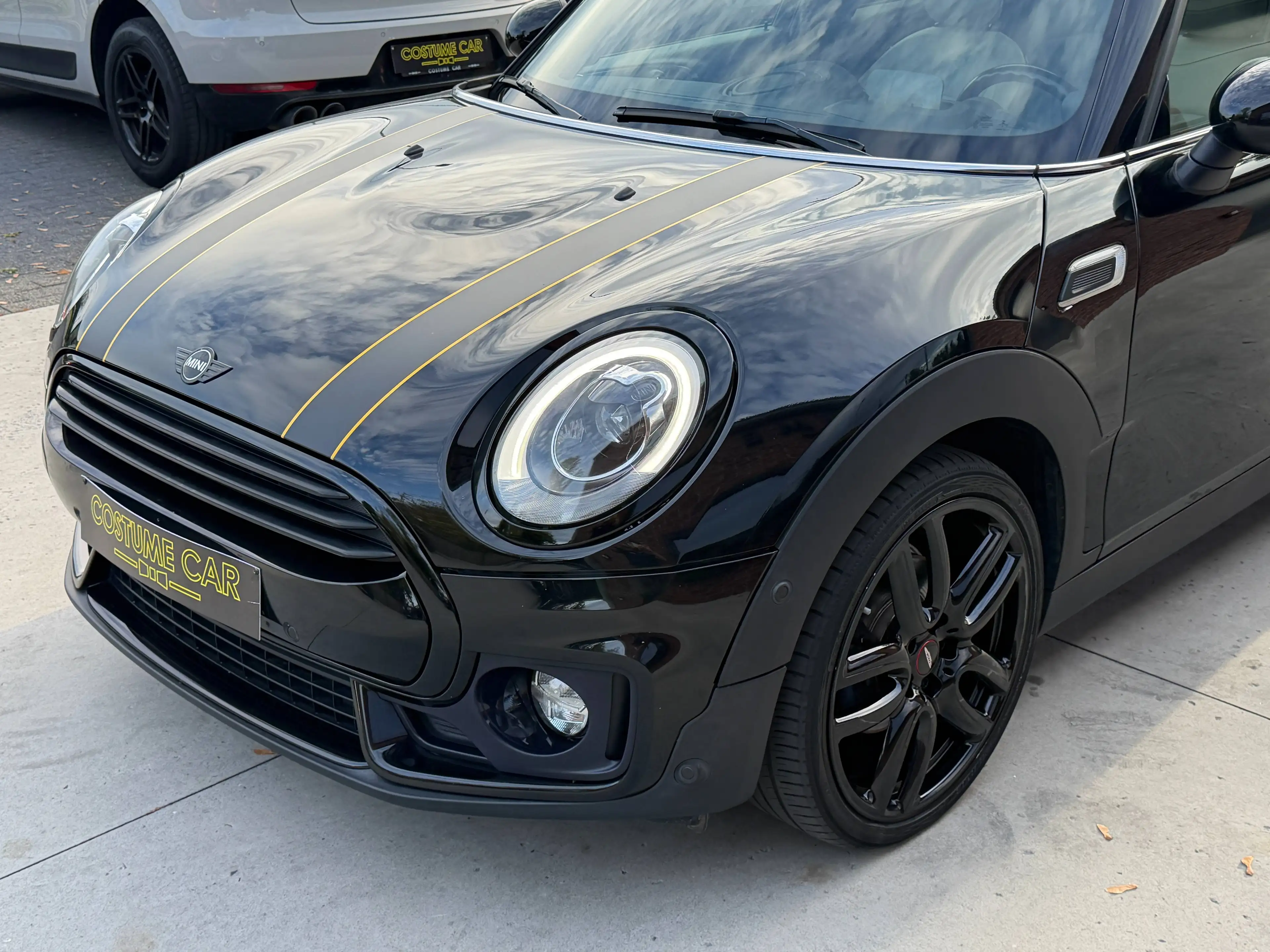 MINI Cooper D Clubman Caméra - H&K - Toit ouvrant - Sg chauff - Affichage tête haute — photo 10