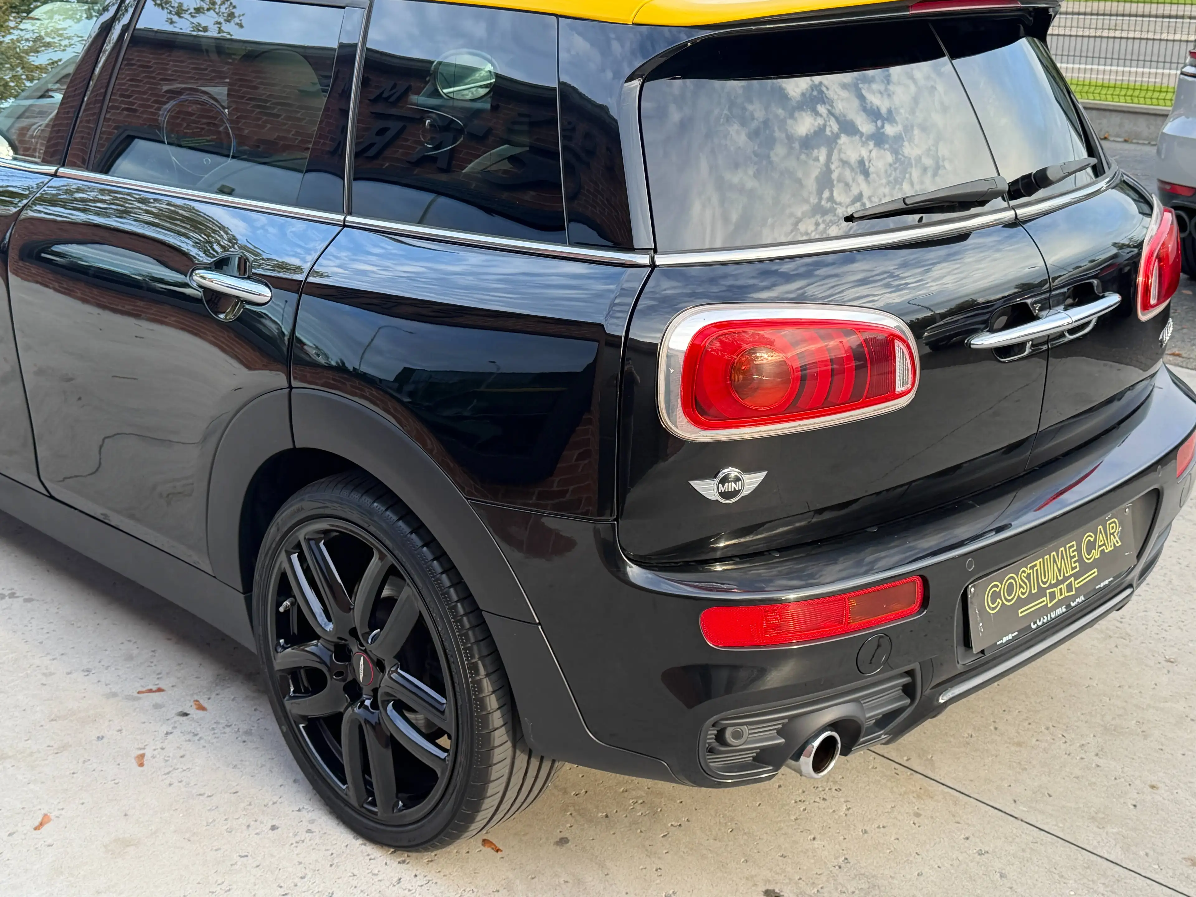 MINI Cooper D Clubman Caméra - H&K - Toit ouvrant - Sg chauff - Affichage tête haute — photo 12