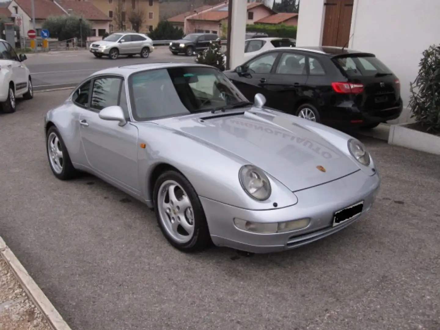Porsche 993 Carrera 4 cat Coupé Šedá - 2