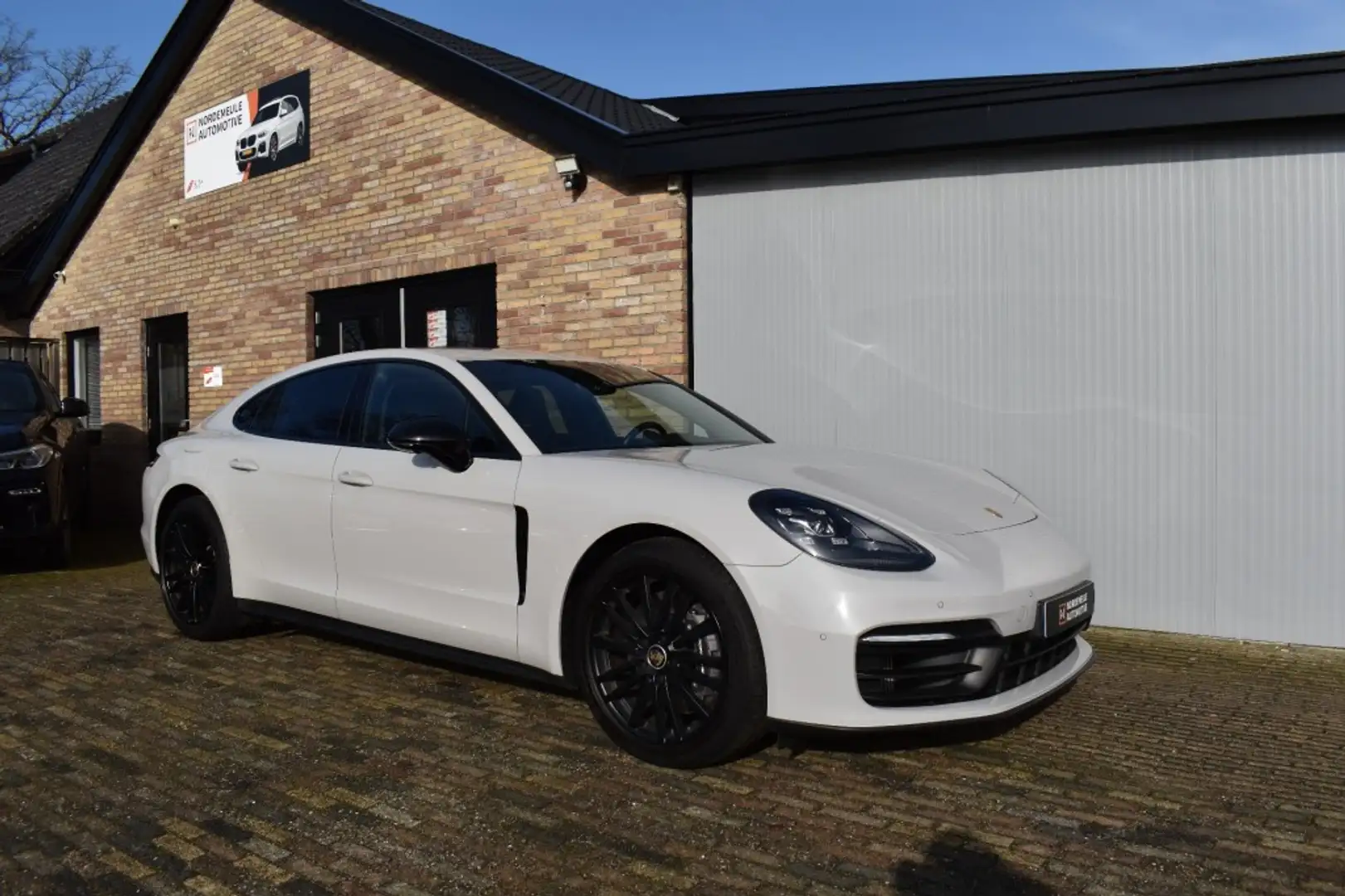 Porsche Panamera 2.9 4 E-HYBRID, Sportchrono, Leder, Bose Grijs - 2