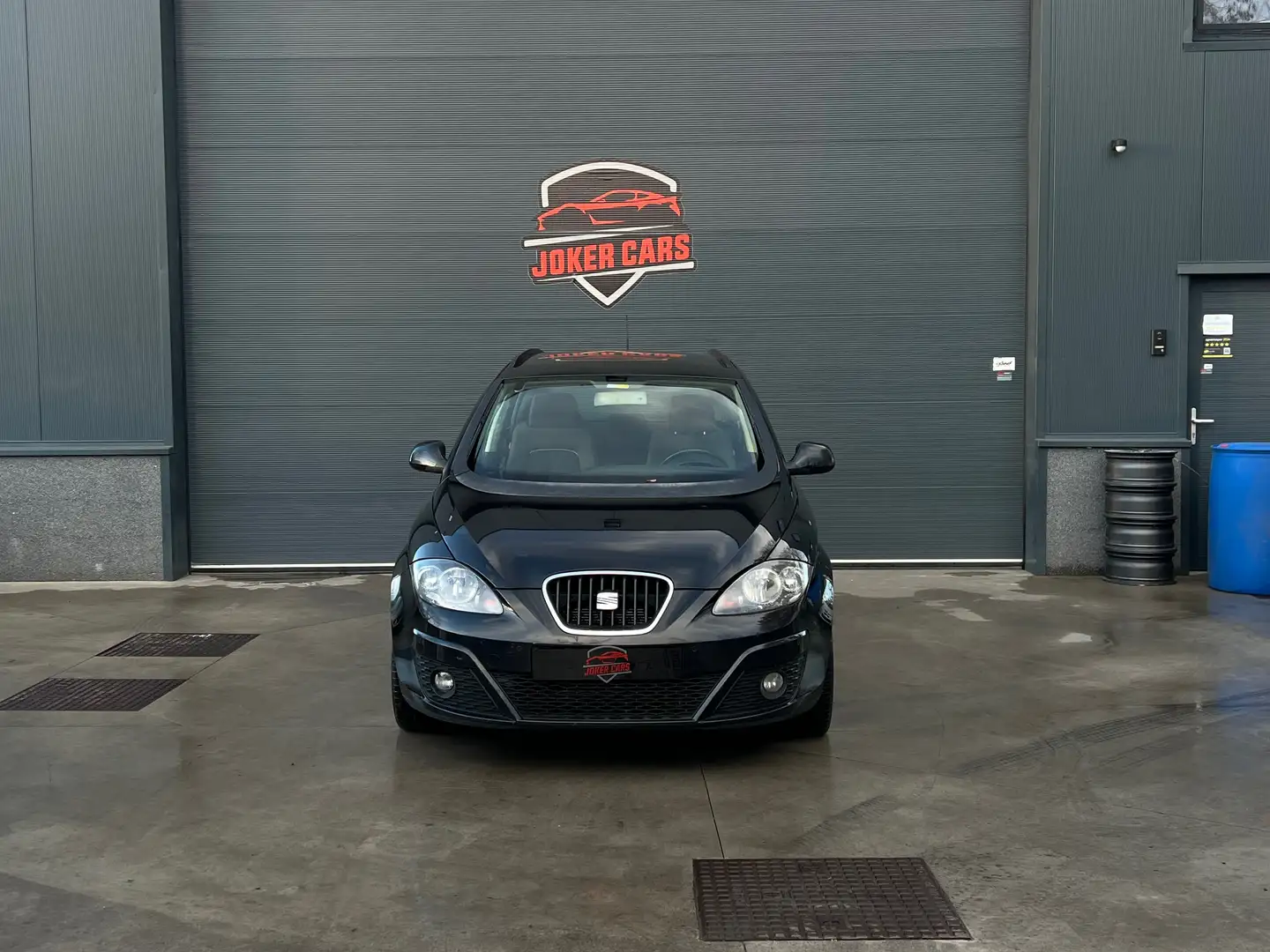 SEAT Altea XL 1.6 TDI DPF Ecomotive EURO5B Navi Airco Trekhaak Zwart - 1