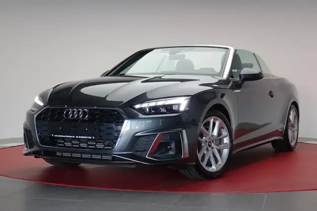 Audi A5 view 3