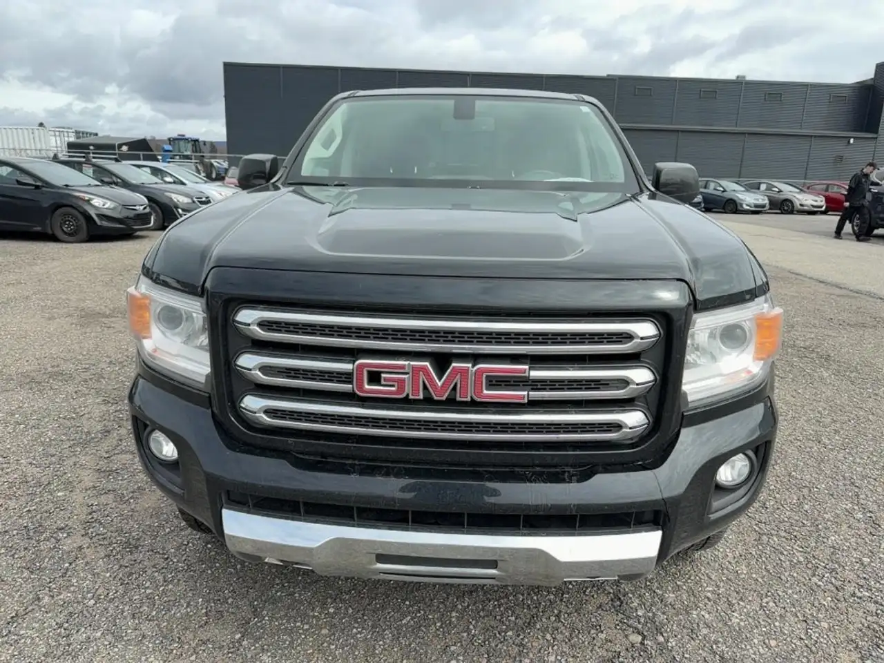 GMC Canyon снимка GMC Canyon