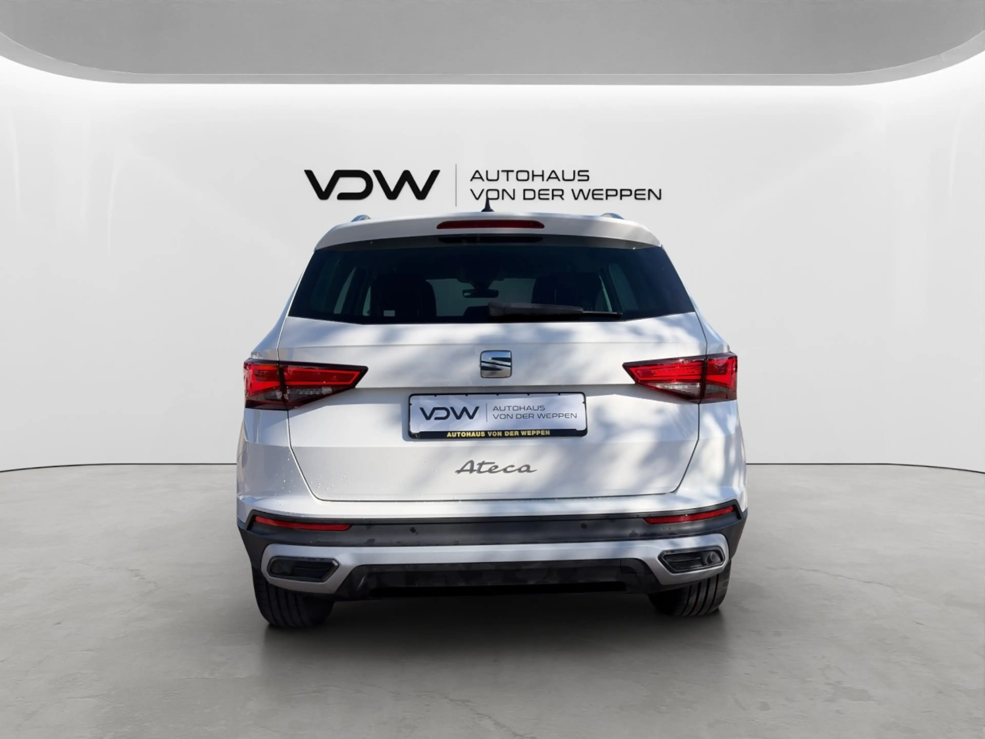 SEAT Ateca TSI DSG AHK ACC Kamera SHZ PDC — photo 6