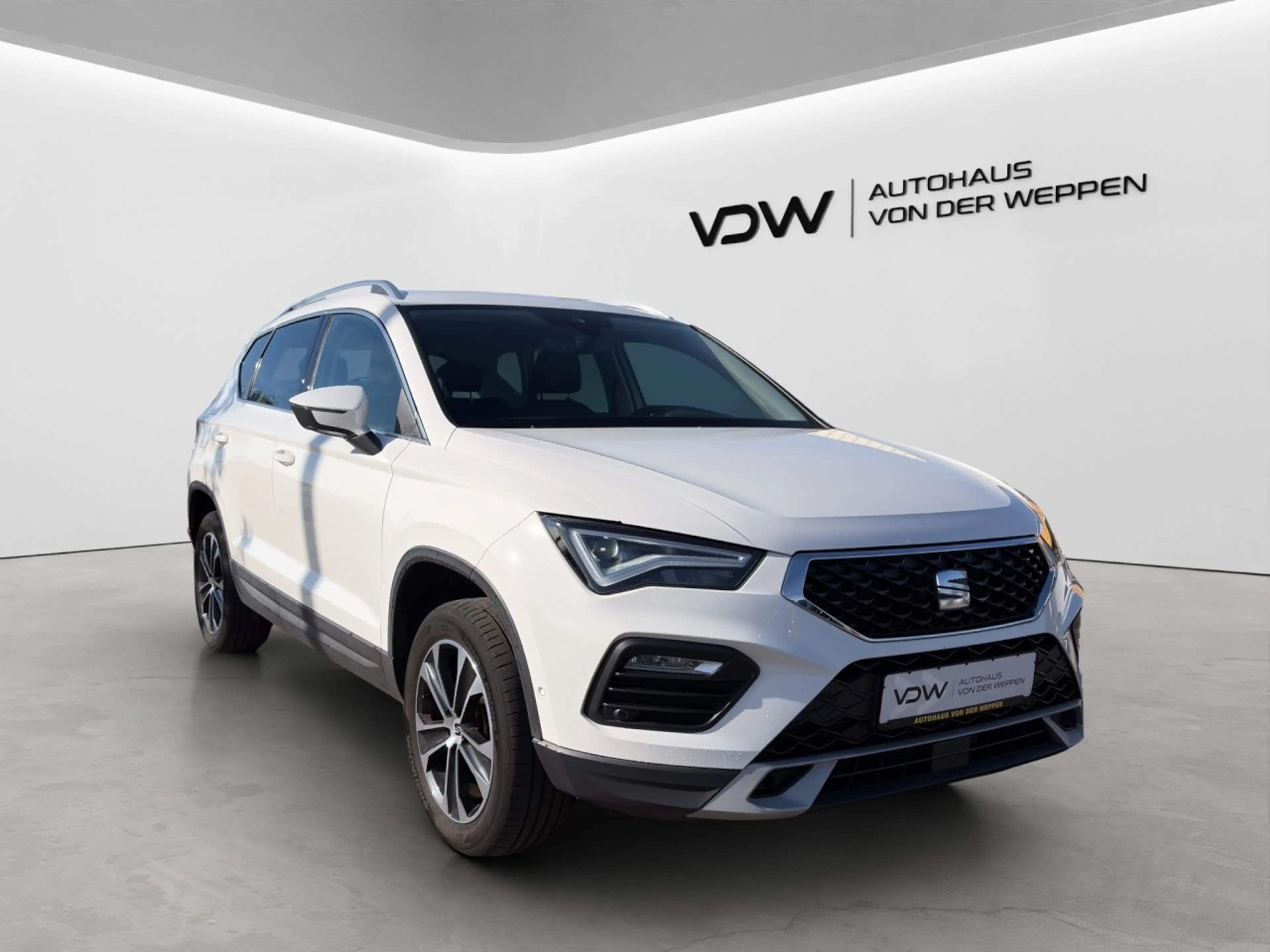 SEAT Ateca TSI DSG AHK ACC Kamera SHZ PDC — photo 7