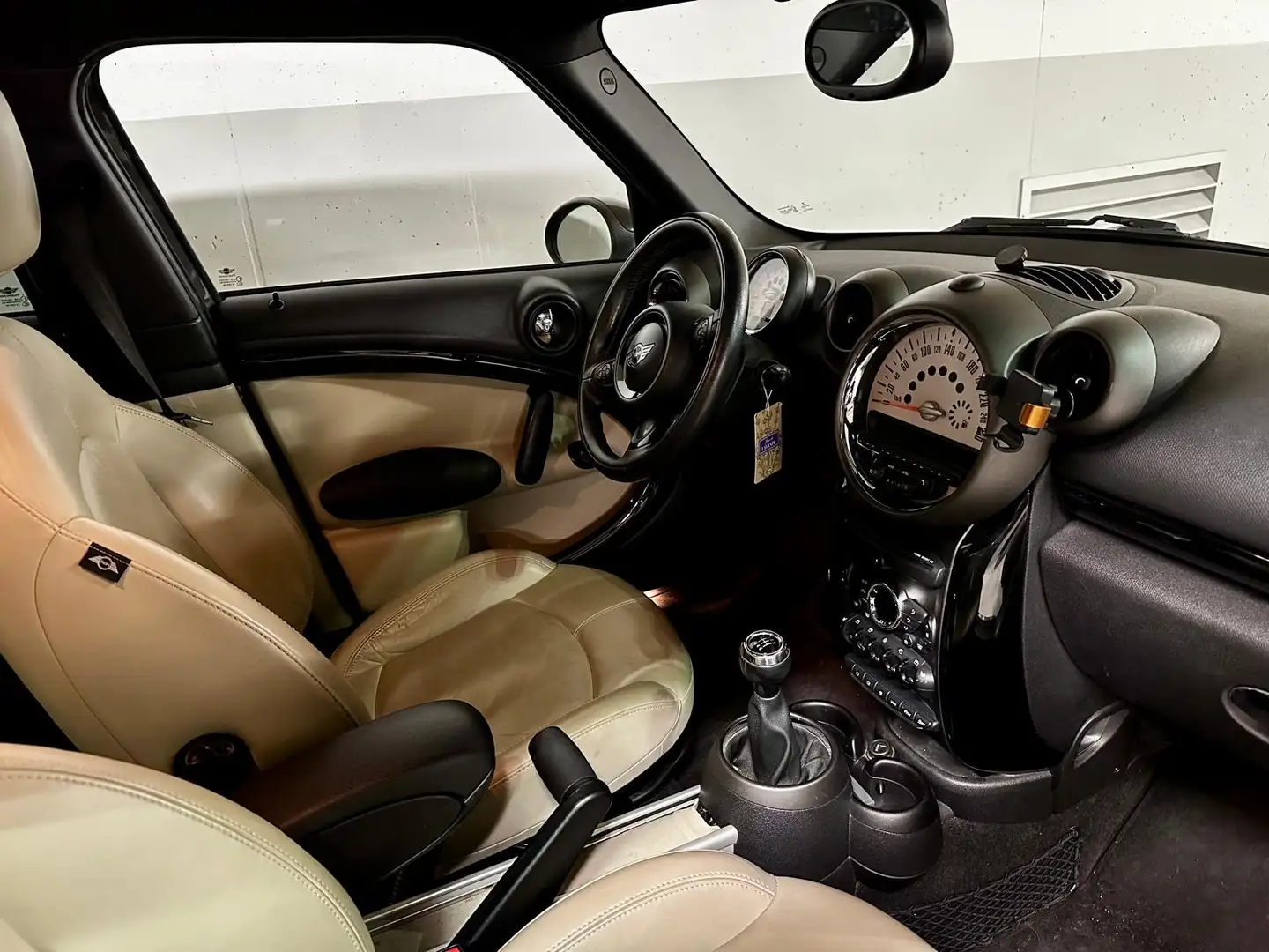 MINI Cooper Countryman - 2