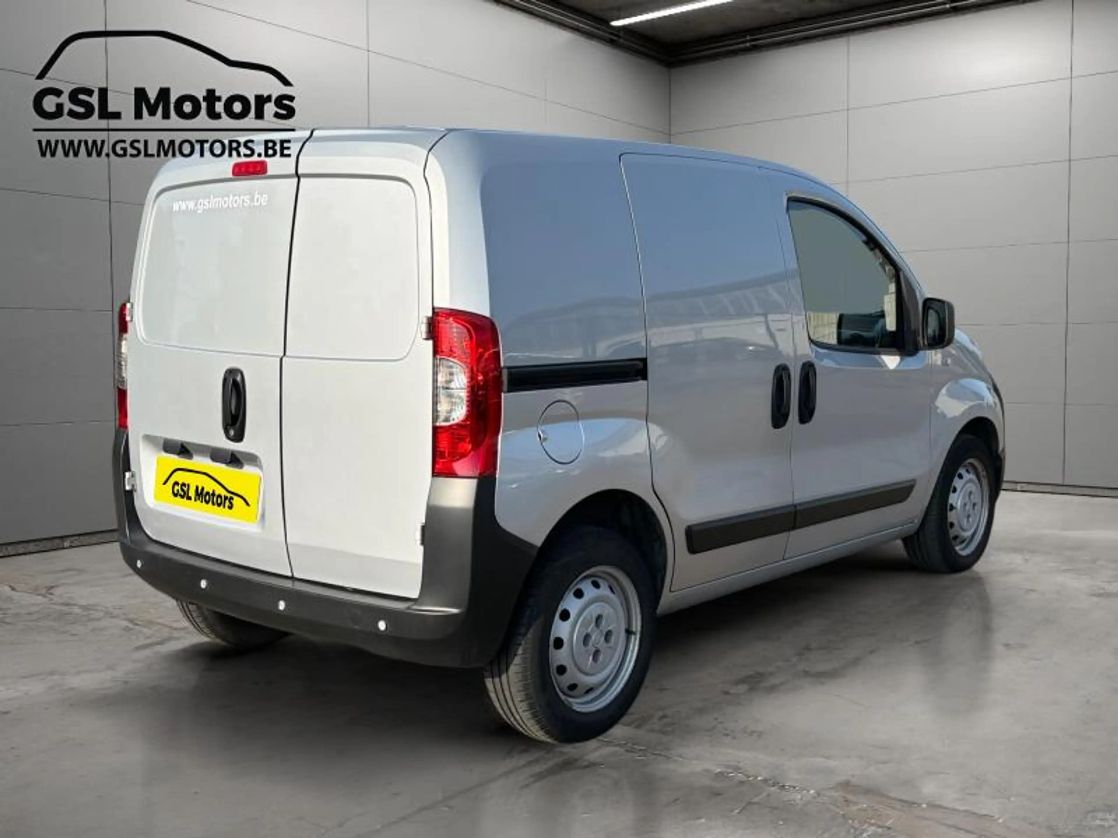 Fiat Fiorino 1.2 80cv 2 pl gris 09/20 Airco Capteurs GPS — photo 4