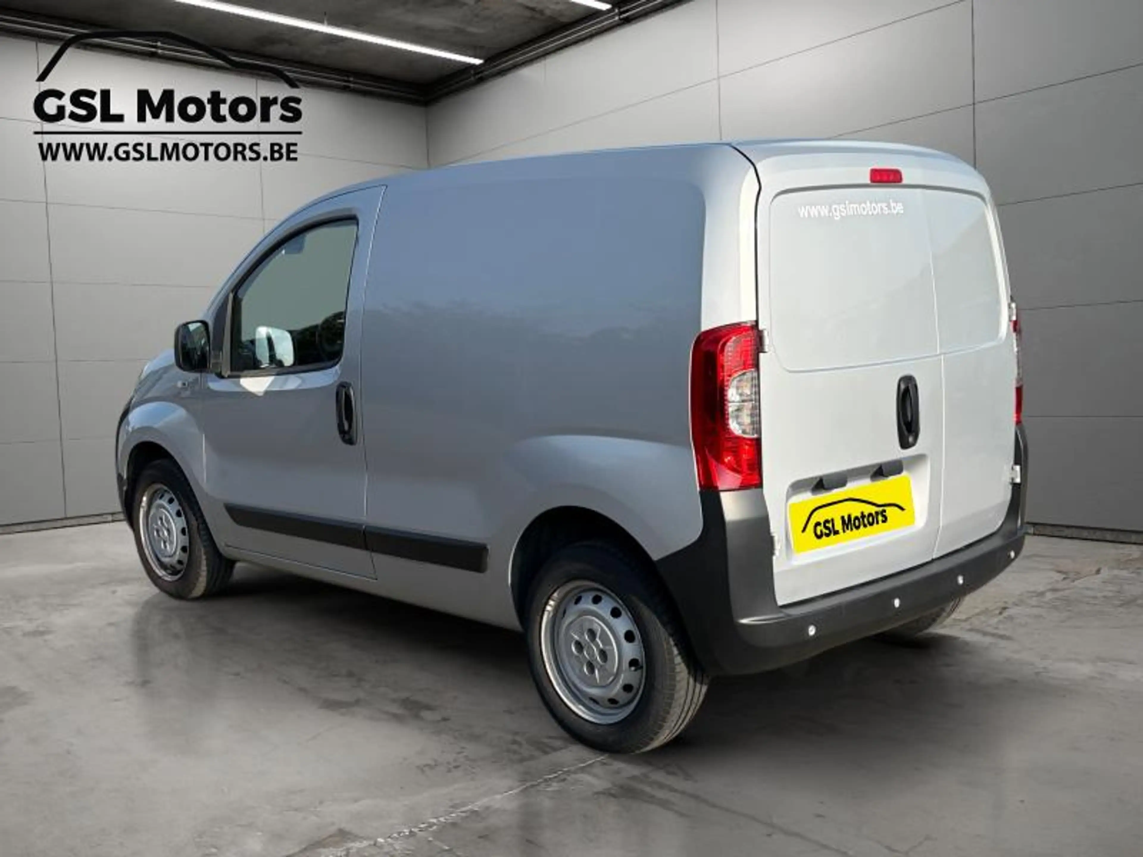 Fiat Fiorino 1.2 80cv 2 pl gris 09/20 Airco Capteurs GPS — photo 6