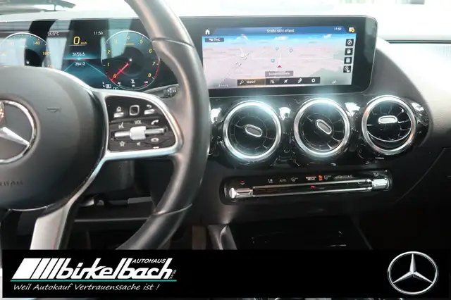 Mercedes-Benz B-Class view 7