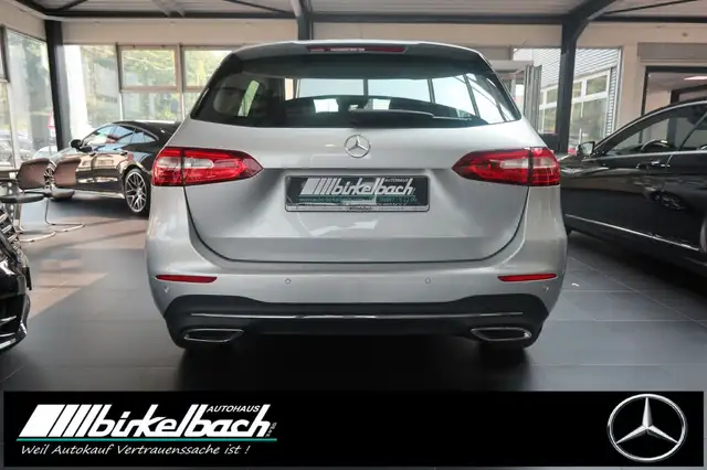 Mercedes-Benz B-Class view 15