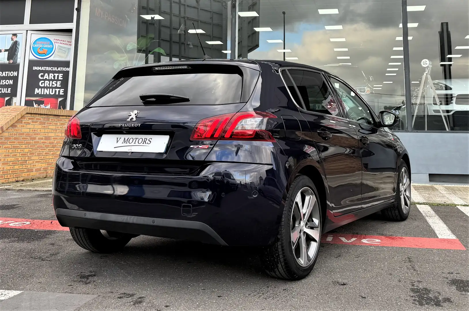 Peugeot 308 308 HDi 130 S&S Allure Auto EAT8 Design' 1er Main Bleu - 2