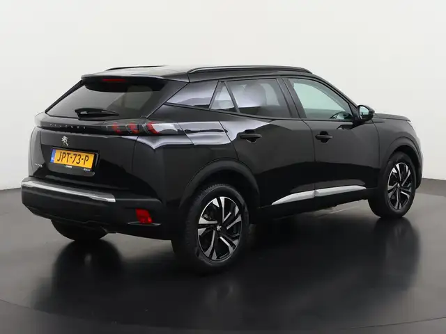 Peugeot 2008 view 5