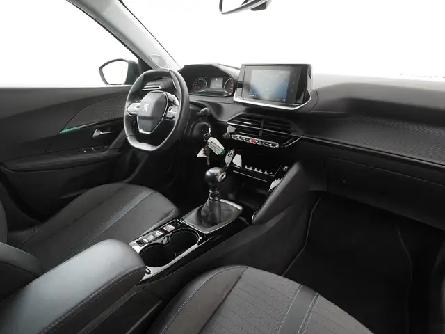 Peugeot 2008 view 2
