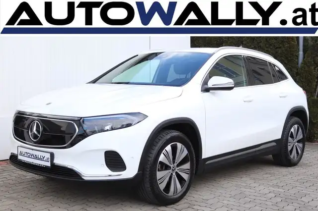 Mercedes-Benz EQA 300 EQA 300 4MATIC 66,5kWh Aut.