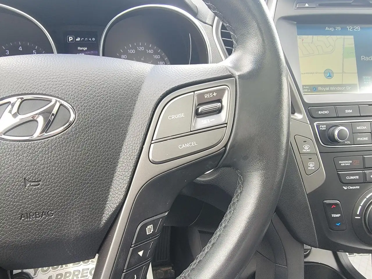Hyundai SANTA FE снимка Hyundai SANTA FE