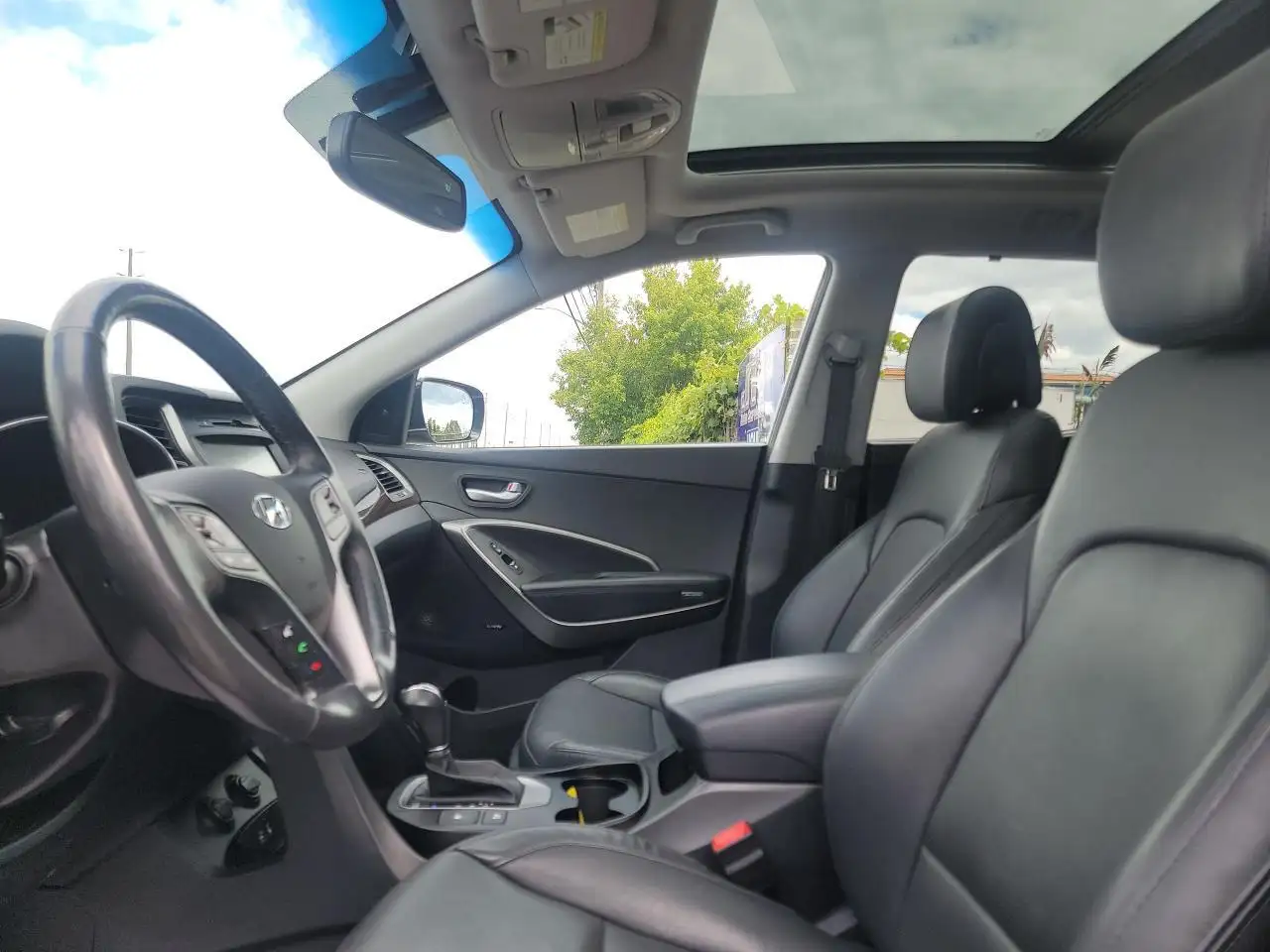 Hyundai SANTA FE снимка Hyundai SANTA FE