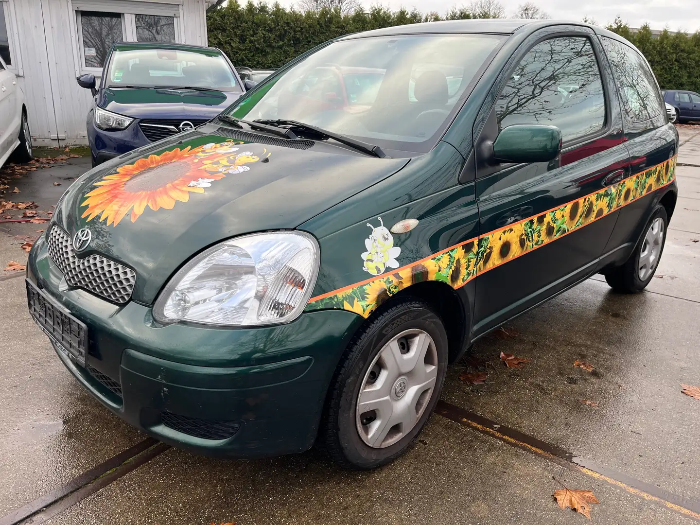 Toyota Yaris 1.0 Euro4 Klima 2.Hand *Tüv 05/2027* Vert - 1