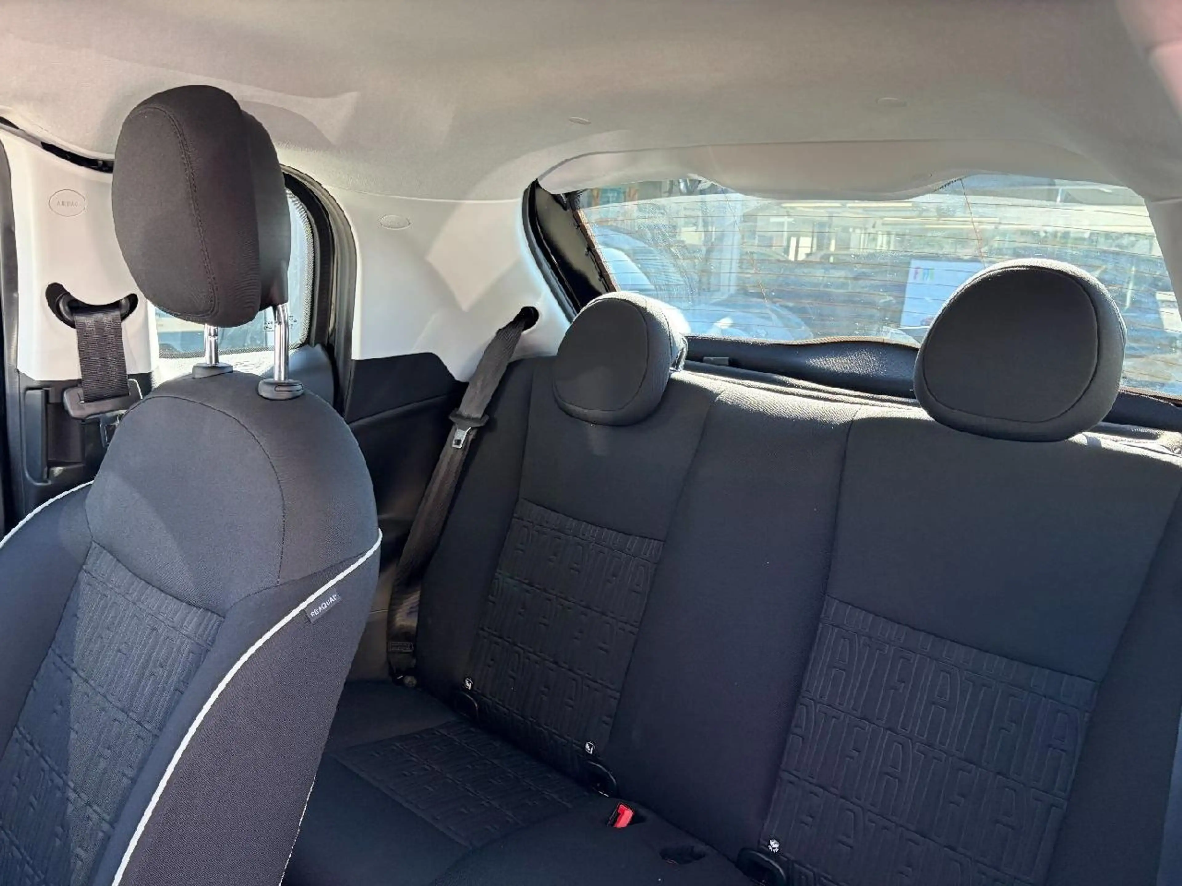 Fiat 500e 3+1 Basis — photo 7