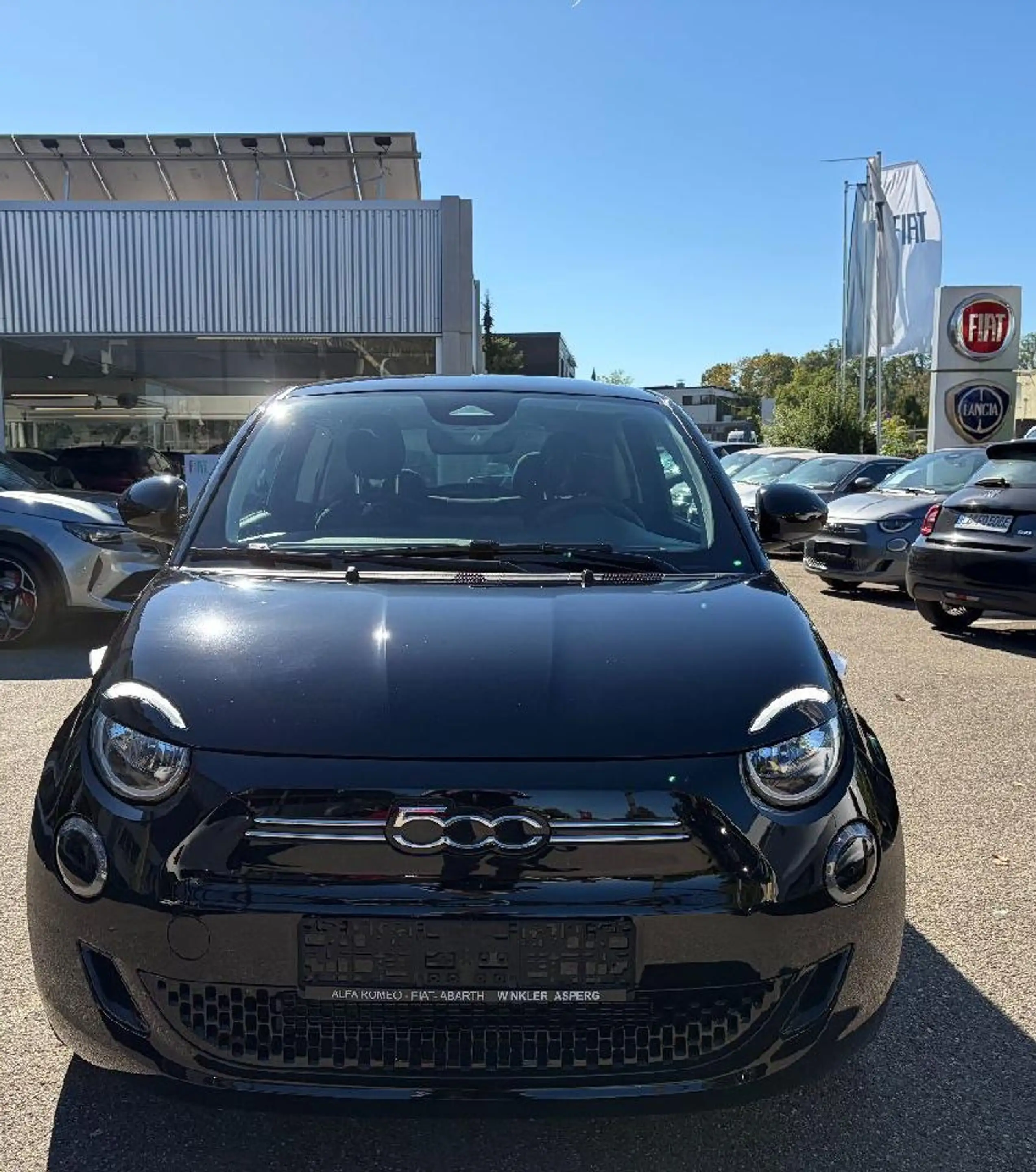Fiat 500e 3+1 Basis — photo 3