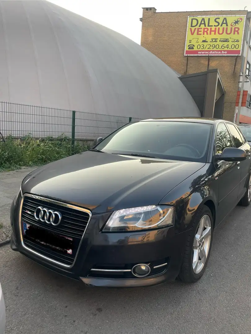 Audi A3 Sportback S-line 1.6 tdi 2010 8P Gris - 1