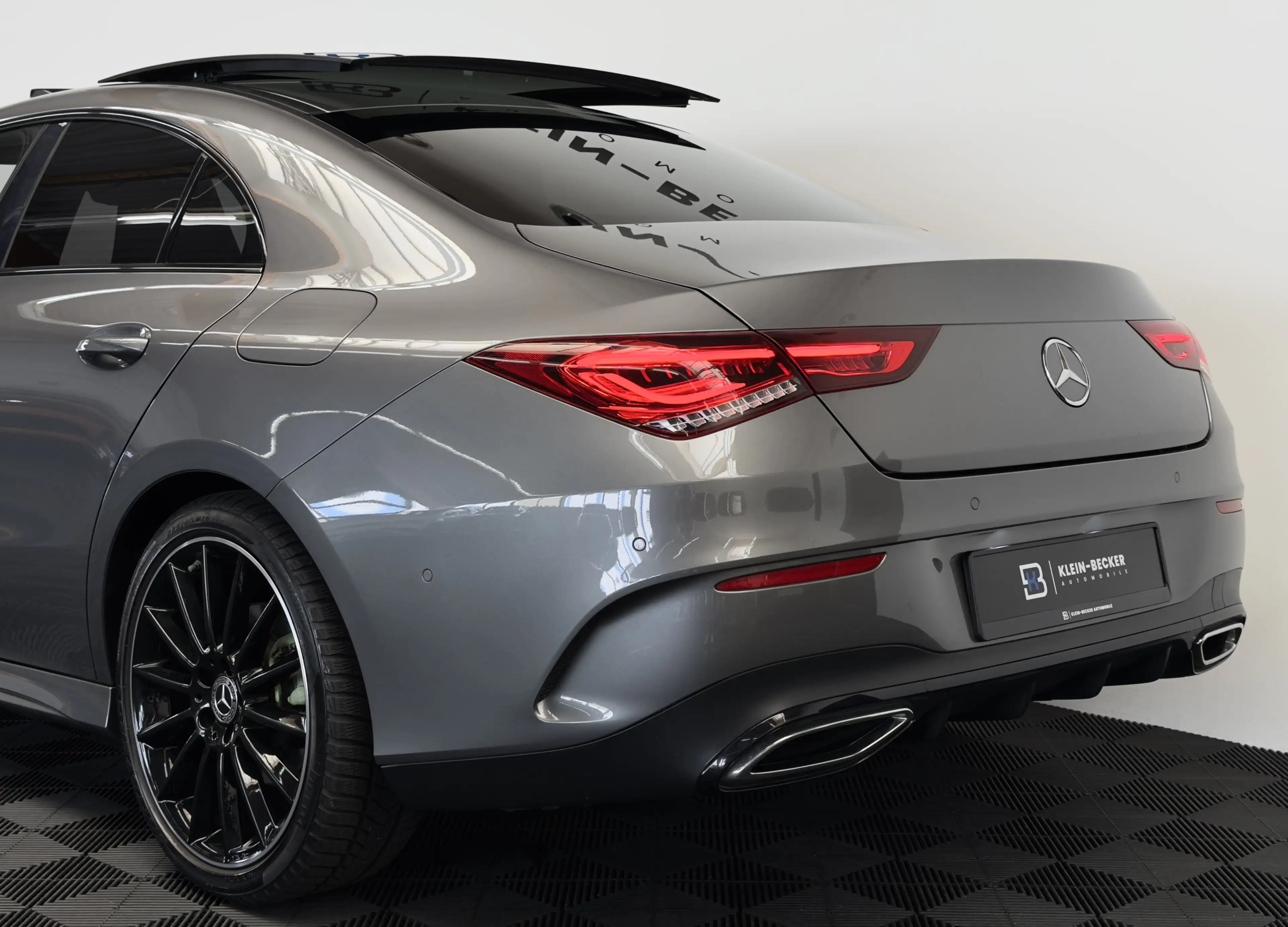 Mercedes-Benz CLA 220 AMG 4Matic *Pano*Burmester*MBUX*Kamera* — photo 11