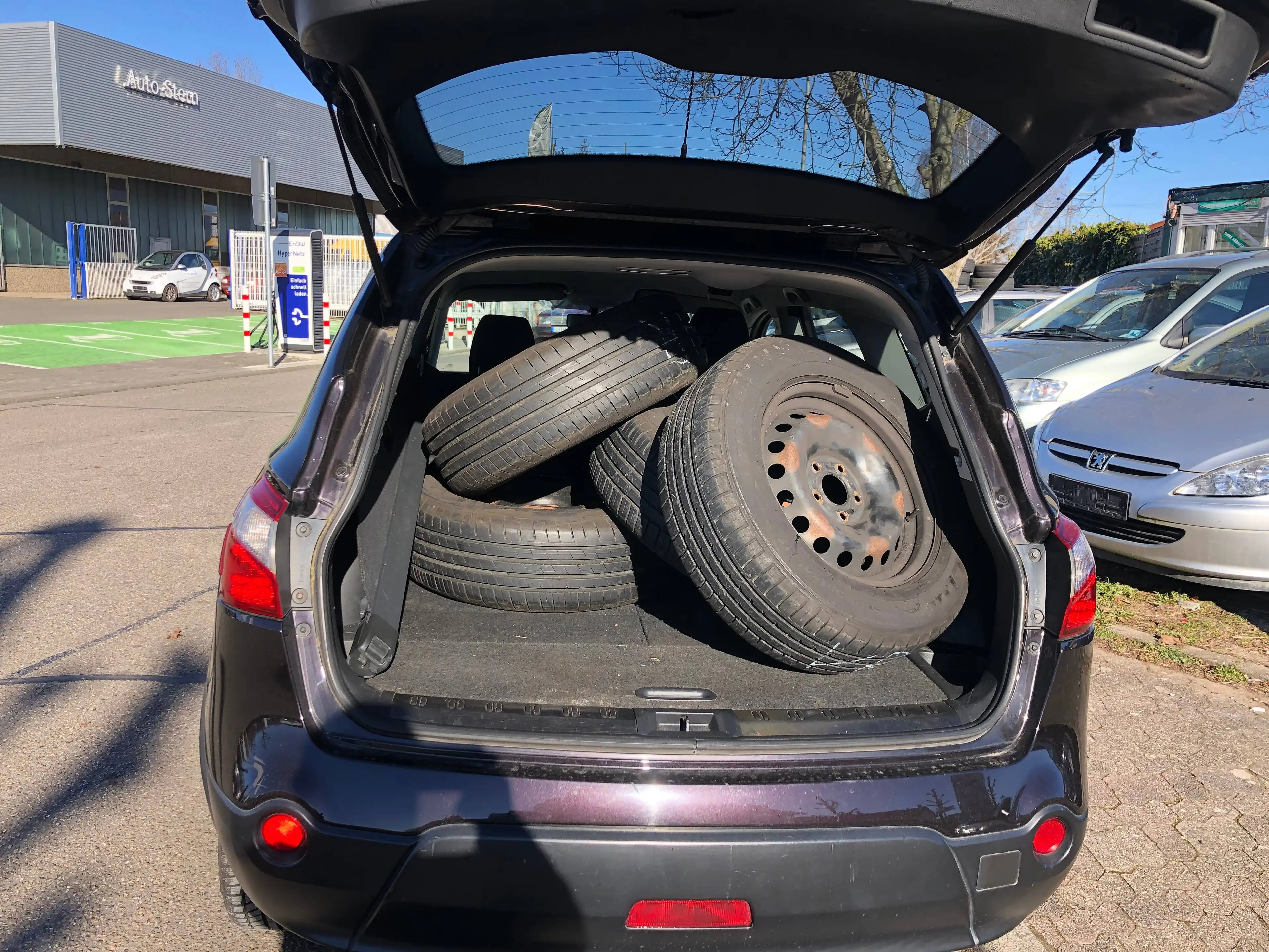 Nissan Qashqai+2 Qashqai 2 1.5 dCi DPF acenta Klima 7 Sitze Neue Tüv — photo 8