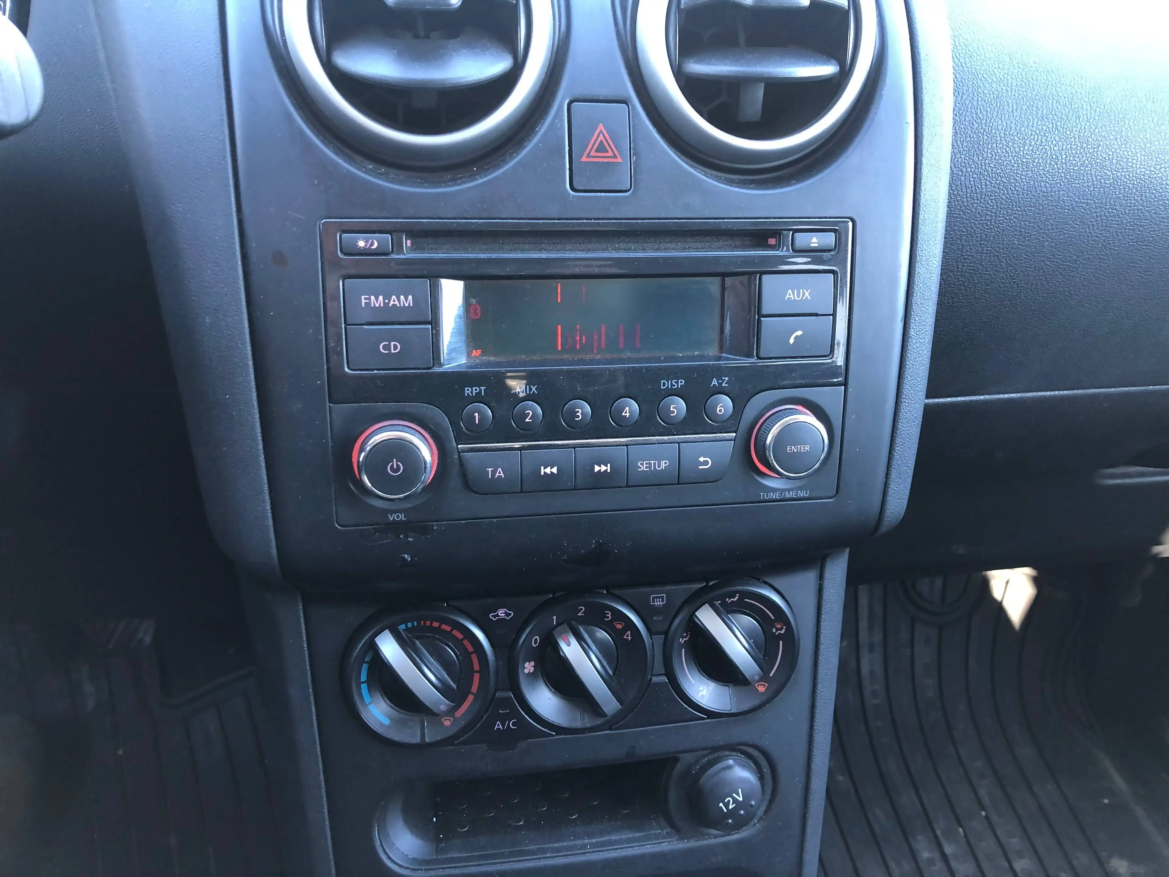 Nissan Qashqai+2 Qashqai 2 1.5 dCi DPF acenta Klima 7 Sitze Neue Tüv — photo 14