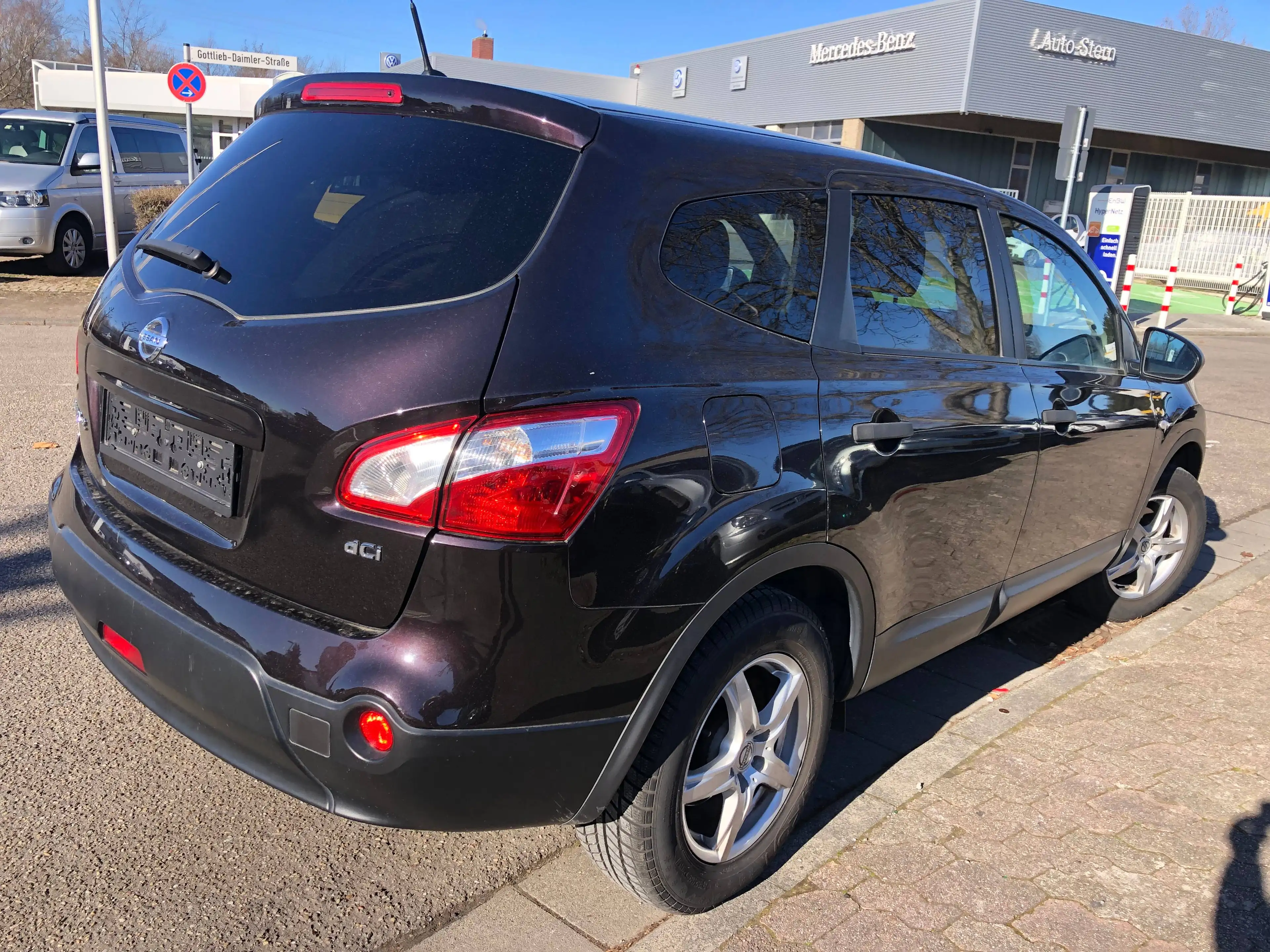 Nissan Qashqai+2 Qashqai 2 1.5 dCi DPF acenta Klima 7 Sitze Neue Tüv — photo 4