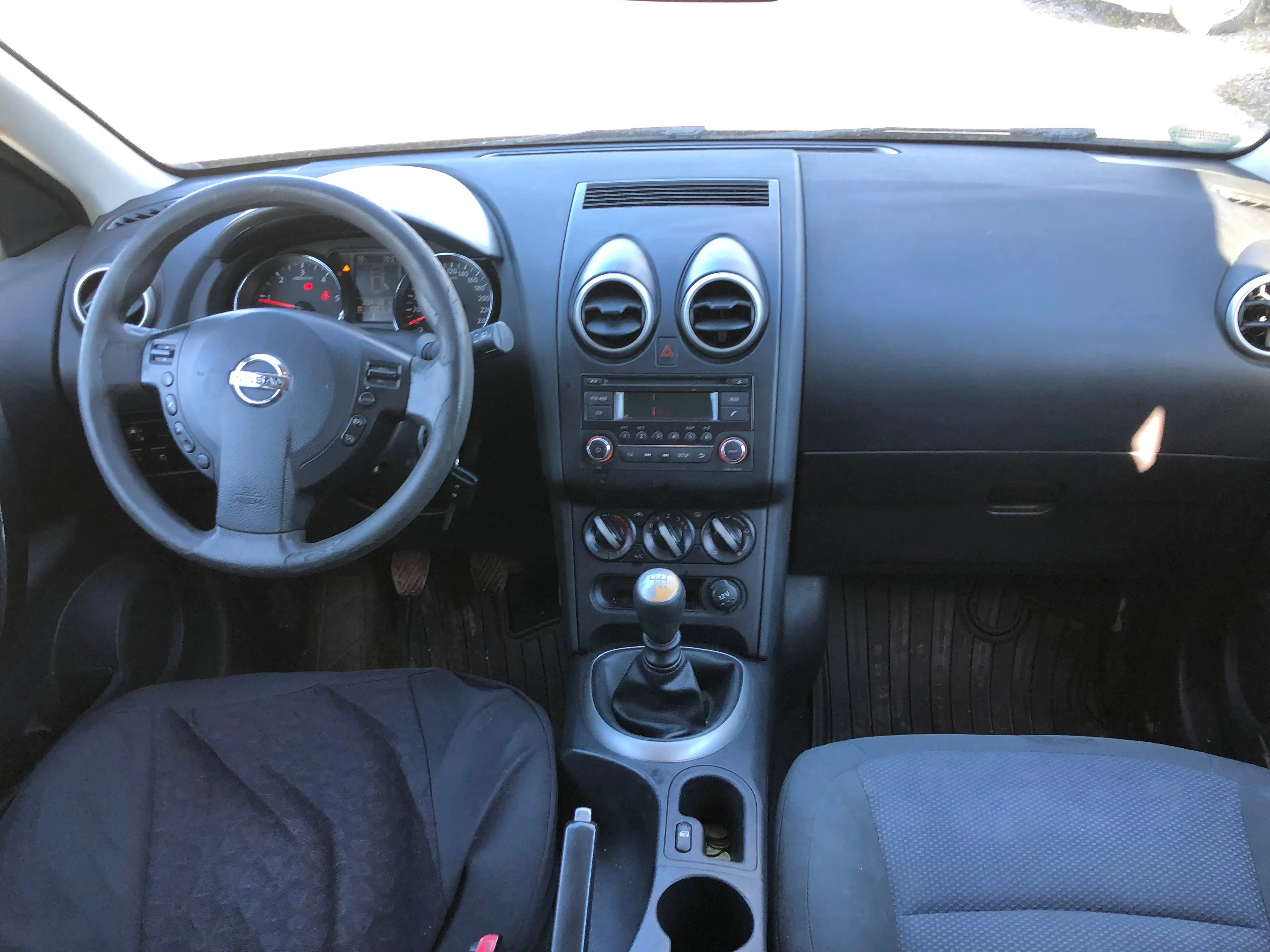 Nissan Qashqai+2 Qashqai 2 1.5 dCi DPF acenta Klima 7 Sitze Neue Tüv — photo 9