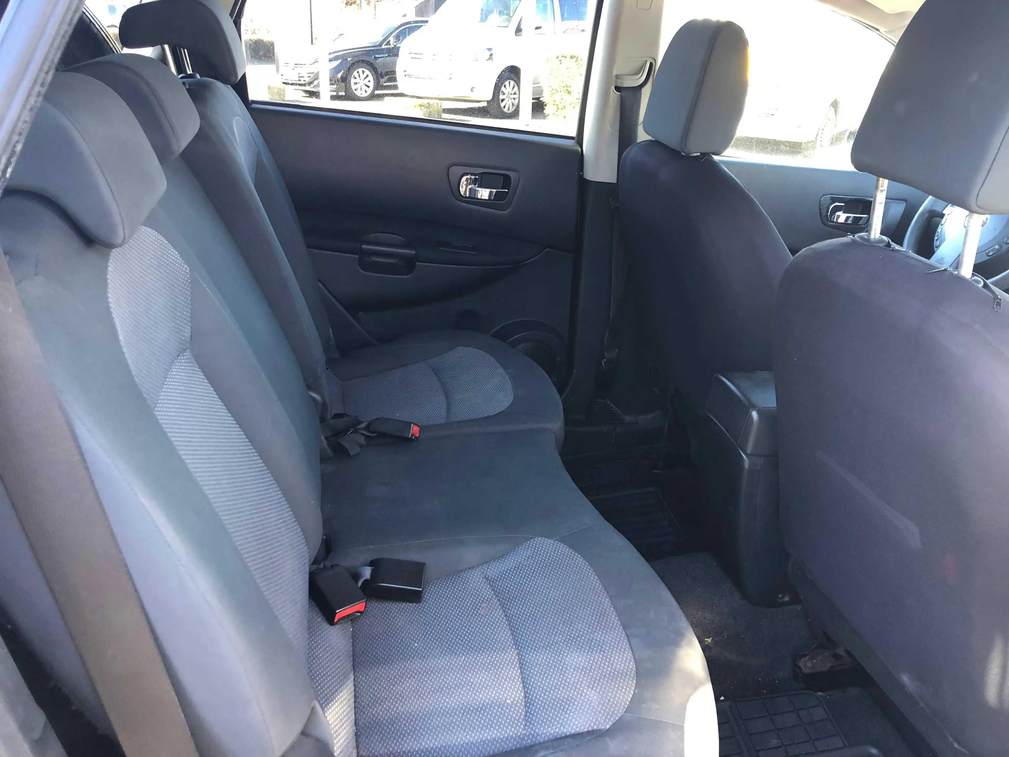 Nissan Qashqai+2 Qashqai 2 1.5 dCi DPF acenta Klima 7 Sitze Neue Tüv — photo 13