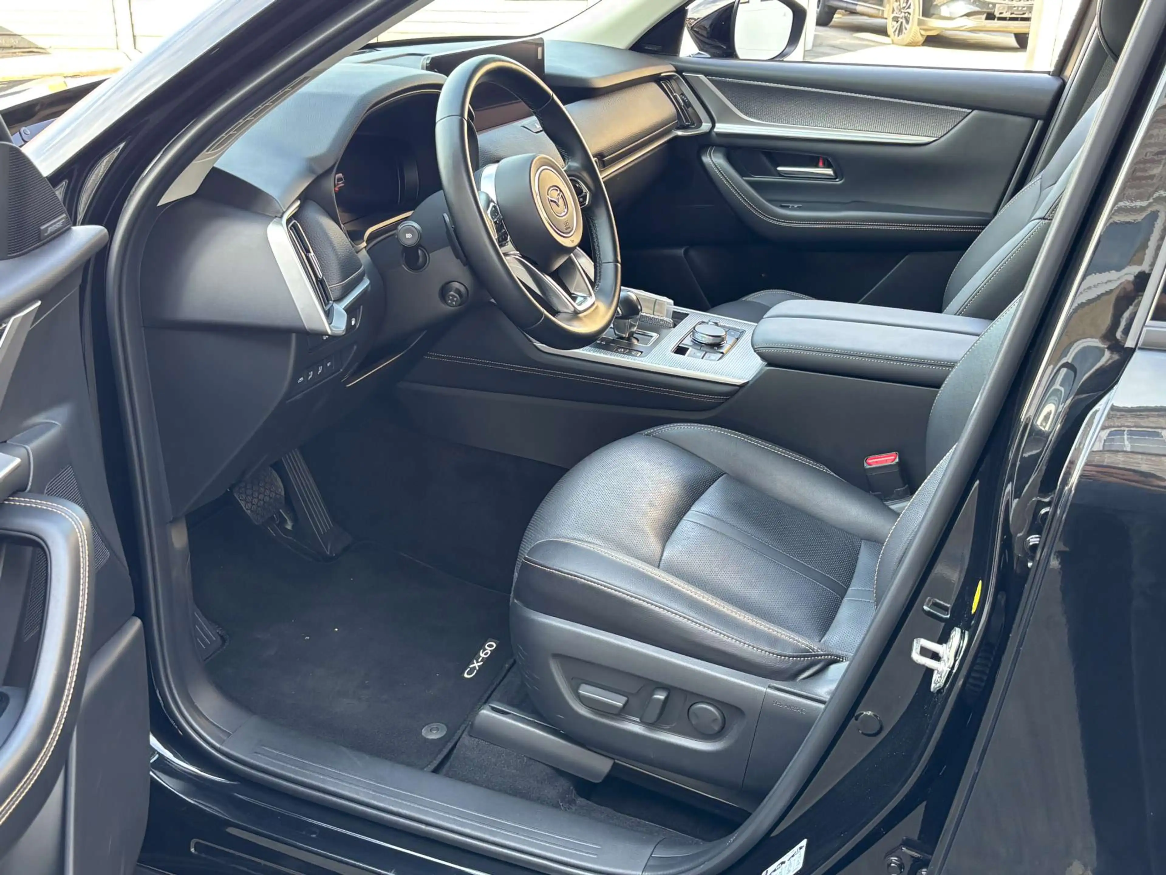 Mazda CX-60 CX-60 2.5 PHEV AWD Homura Plus / Open dak / Trekhaak — photo 10