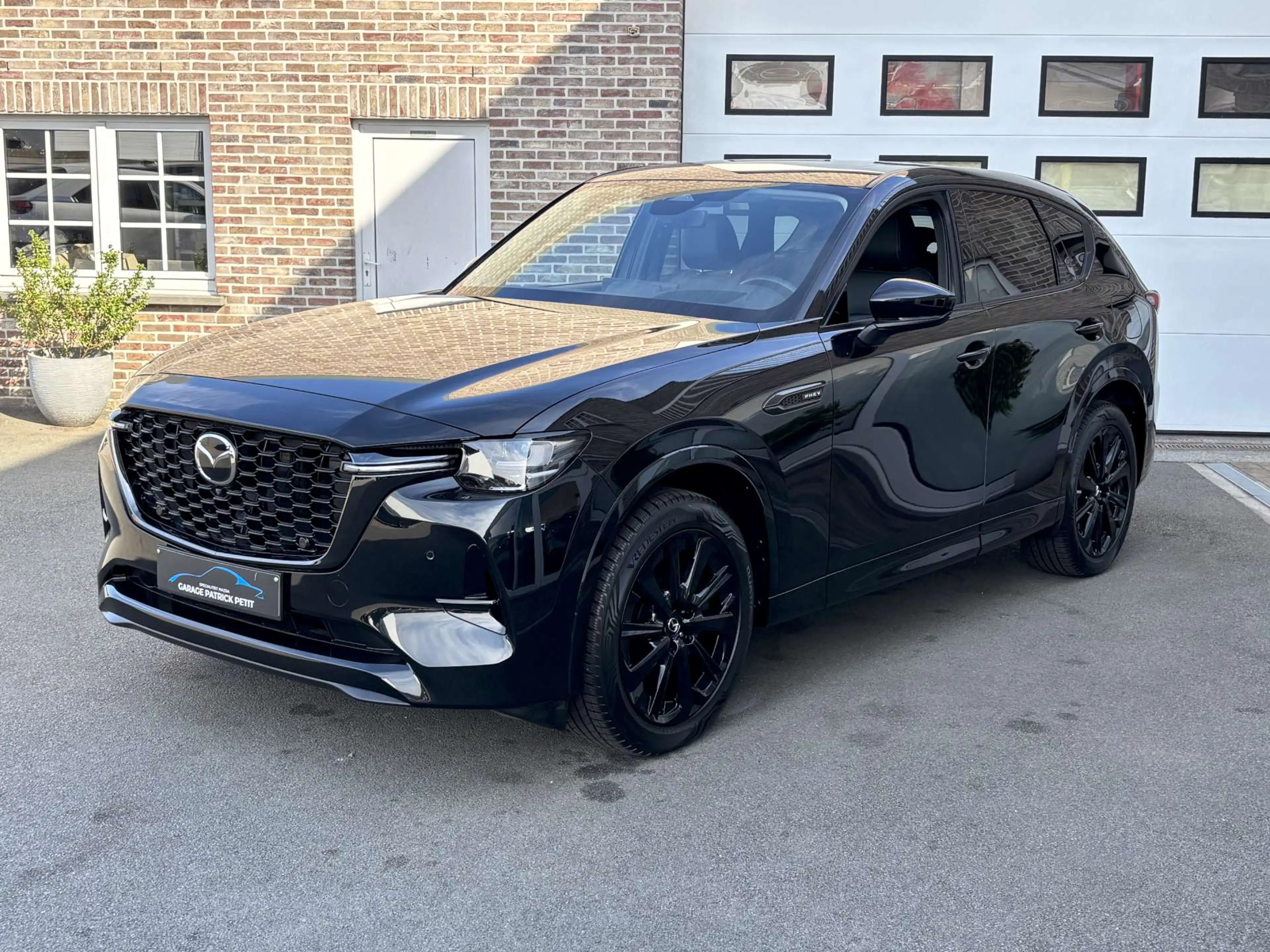 Mazda CX-60 CX-60 2.5 PHEV AWD Homura Plus / Open dak / Trekhaak — photo 3
