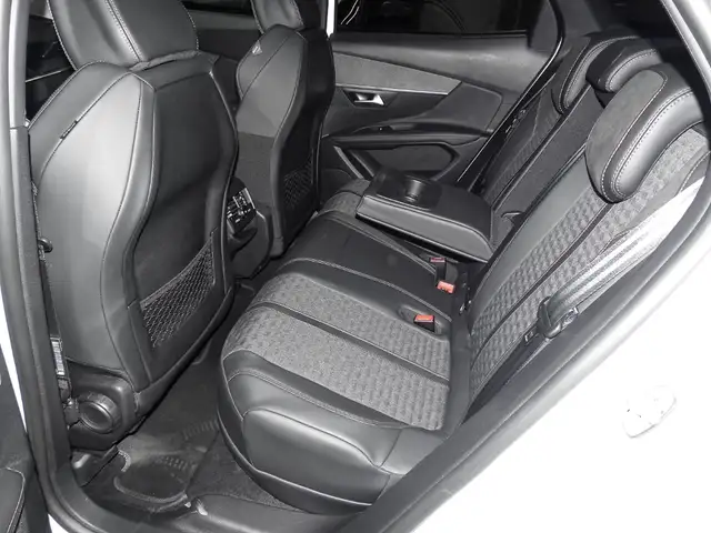 Peugeot 3008 view 15