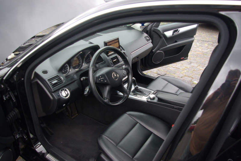 Mercedes-Benz C 250 C Limousine C 250 CGI BlueEfficiency — photo 14