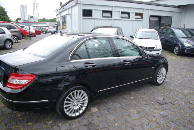 Mercedes-Benz C 250 C Limousine C 250 CGI BlueEfficiency — photo 5
