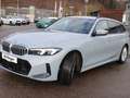 BMW 320 i T.M Sport PanoD.AHK ACC HUD Lenkradh.Park+ Grau - thumbnail 3