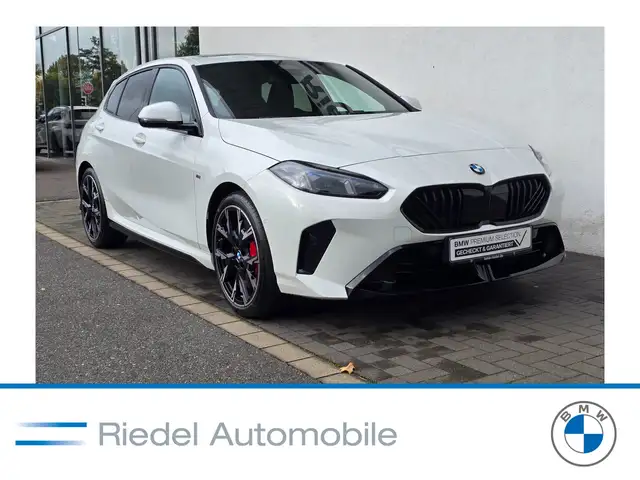 BMW 114 120 Steptronic M SportpaketPro Pano 19"LM h/k