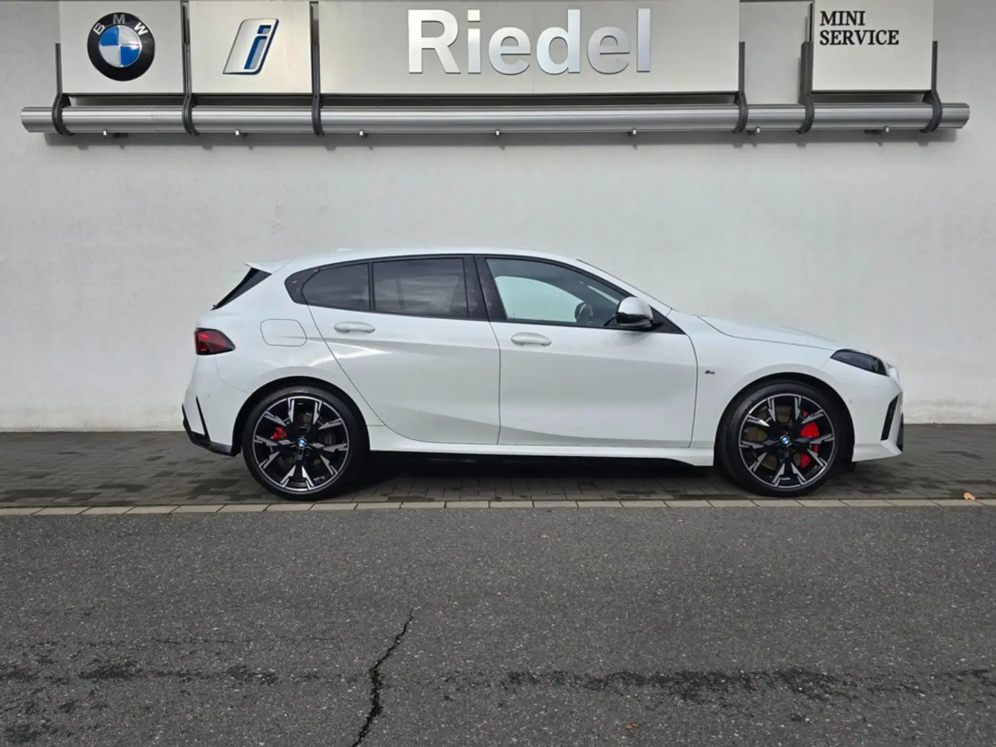 BMW 114 120 Steptronic M SportpaketPro Pano 19"LM h/k Blanc - 2