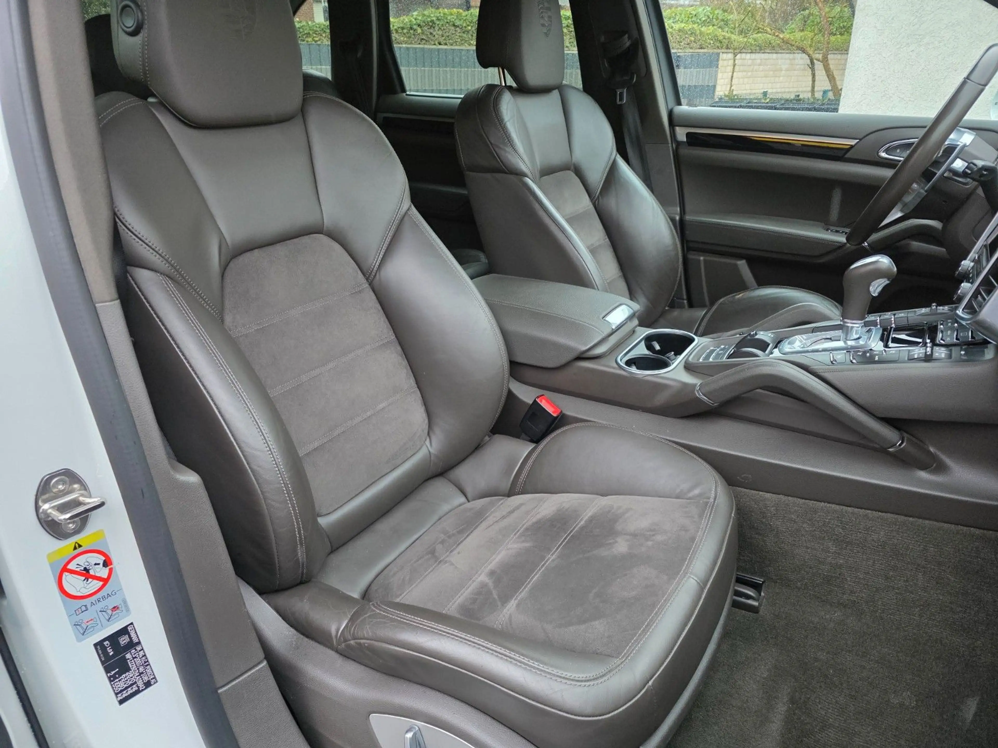 Porsche Cayenne Diesel Platinum Edition 1Hand-MwSt. — photo 12