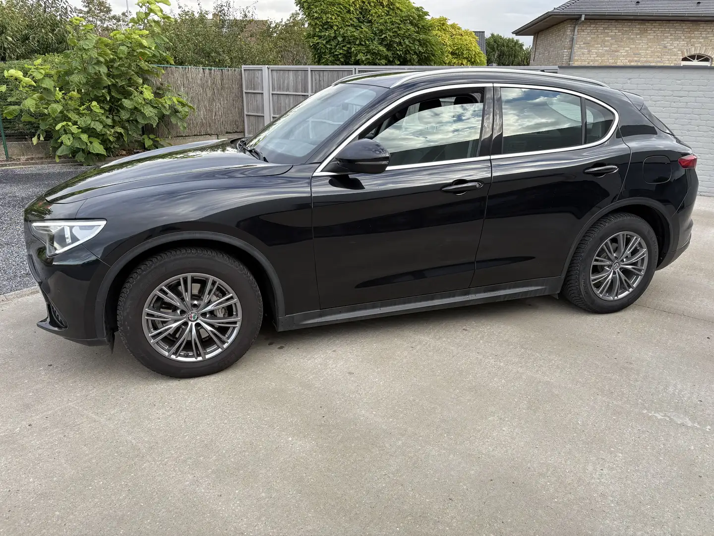 Alfa Romeo Stelvio 2.2 Diesel 16V AT8 lichte vracht Noir - 1