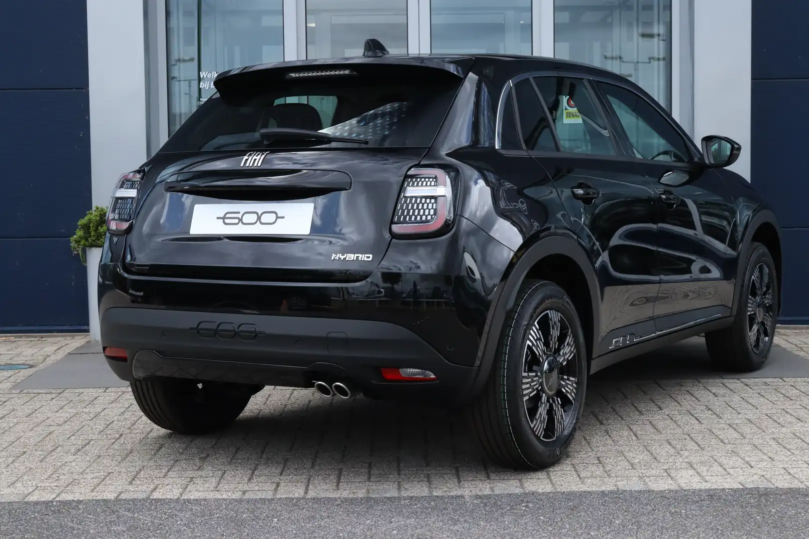 Fiat 600 1.2 Hybrid Urban Carplay | Cruise Control | Parkee Zwart - 2