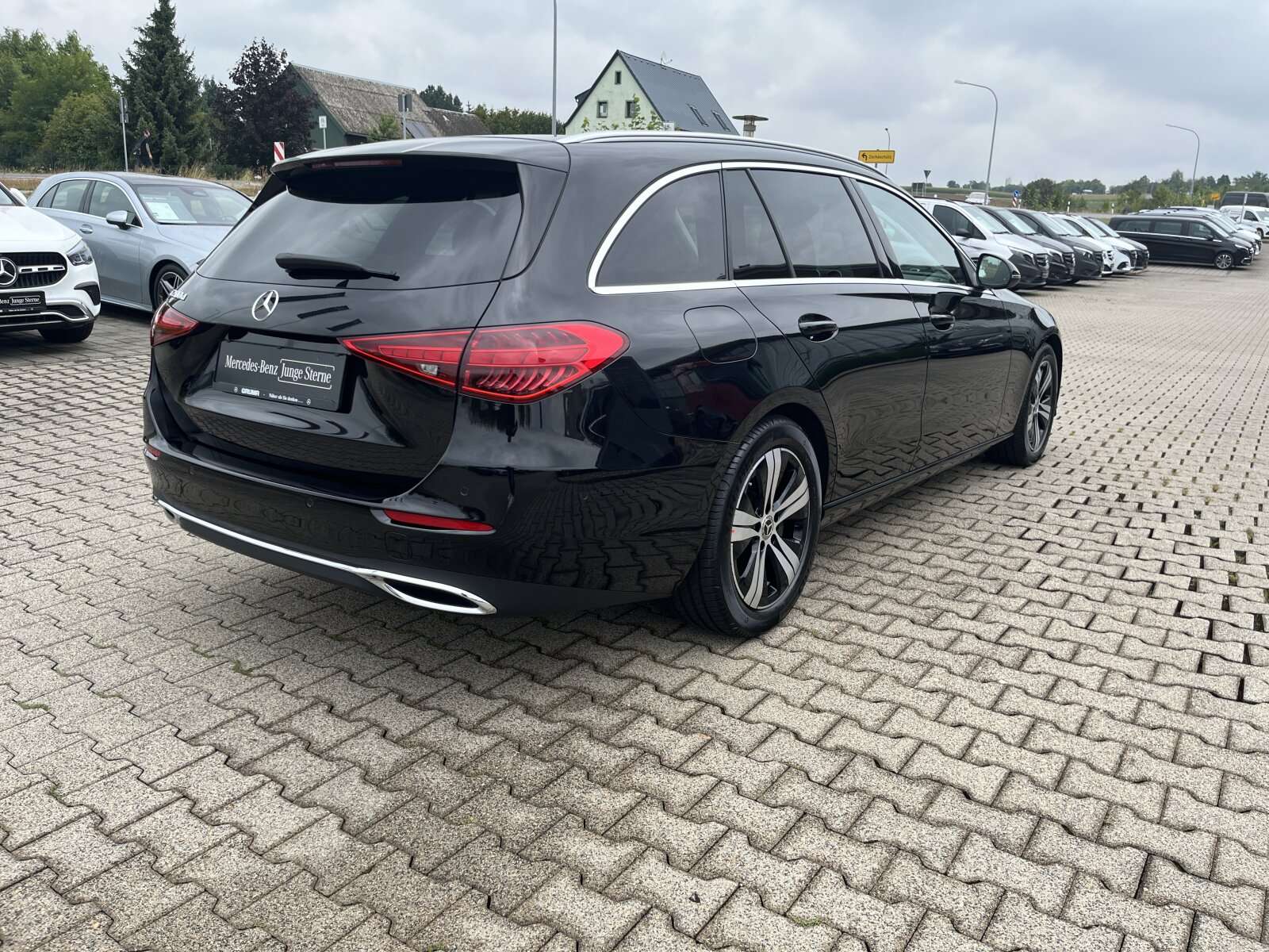 Mercedes-Benz C 200