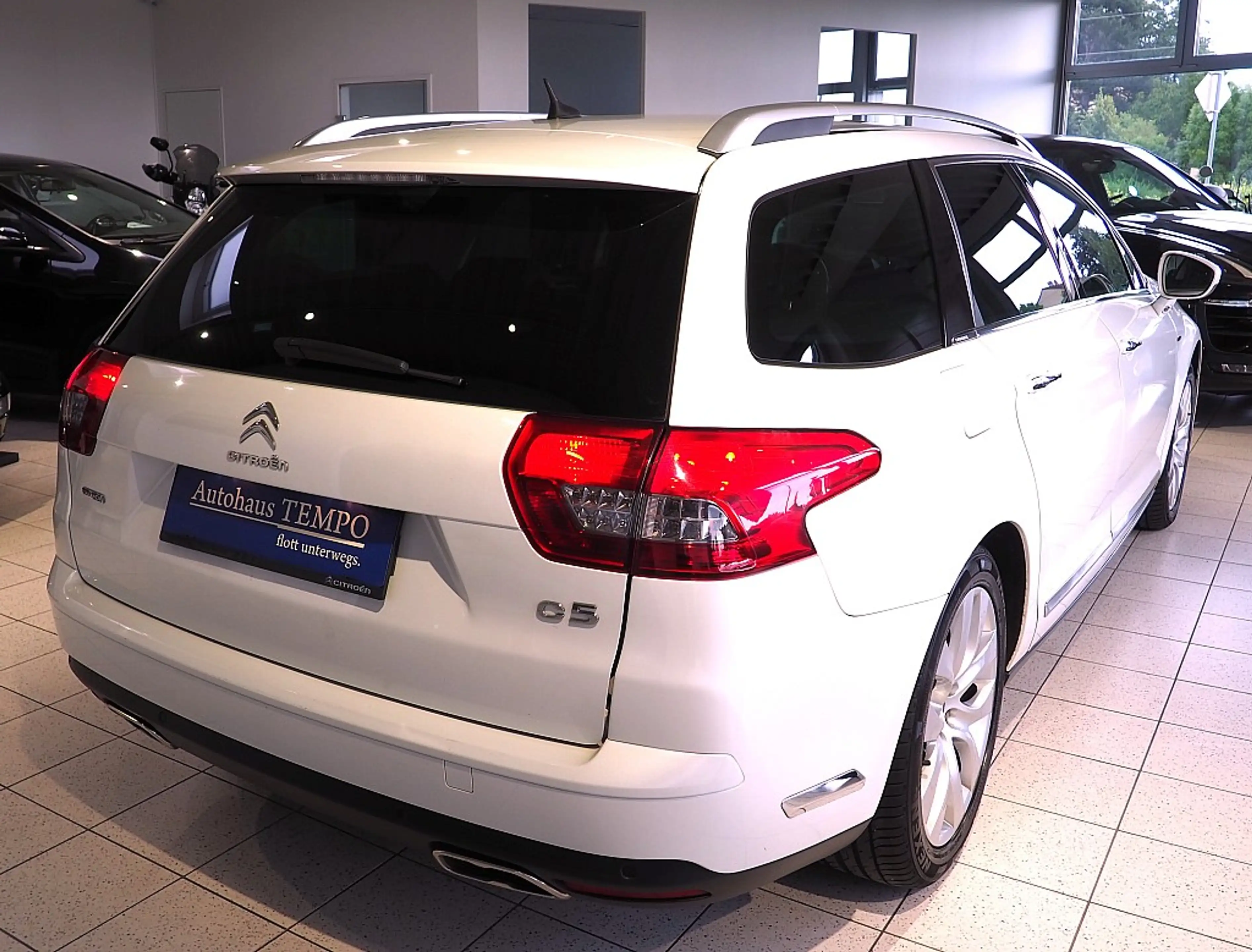Citroen C5 Tourer BlueHDi 180 EAT6 Exclusive --Automatikge... — photo 6